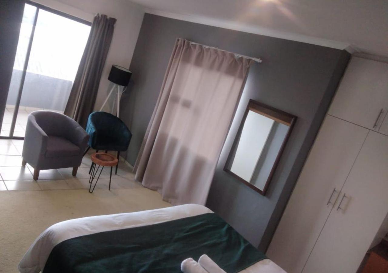 Pixie Lodge Cape Town Bagian luar foto